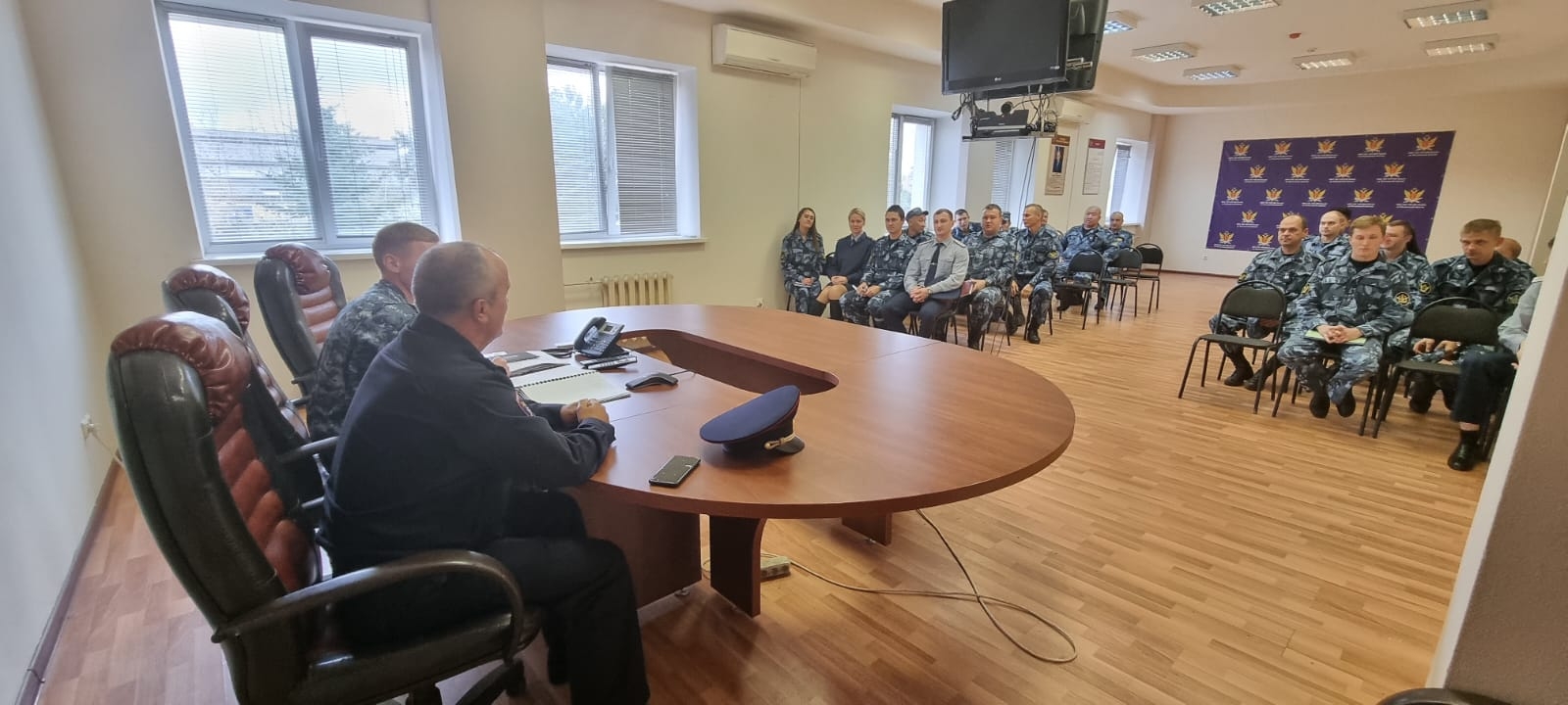 Заместитель руководителя ГИБДД Юго-Восточного округа провел профилактическую лекцию по правилам безопасности для сотрудников ФСИН