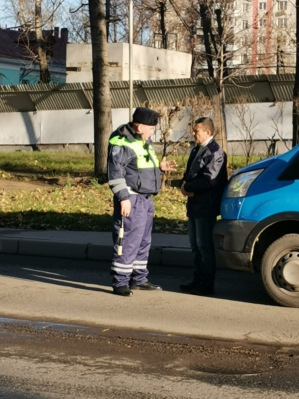На юго-востоке Москвы автоинспекторы провели профилактические беседы с водителями пассажирского автотранспорта