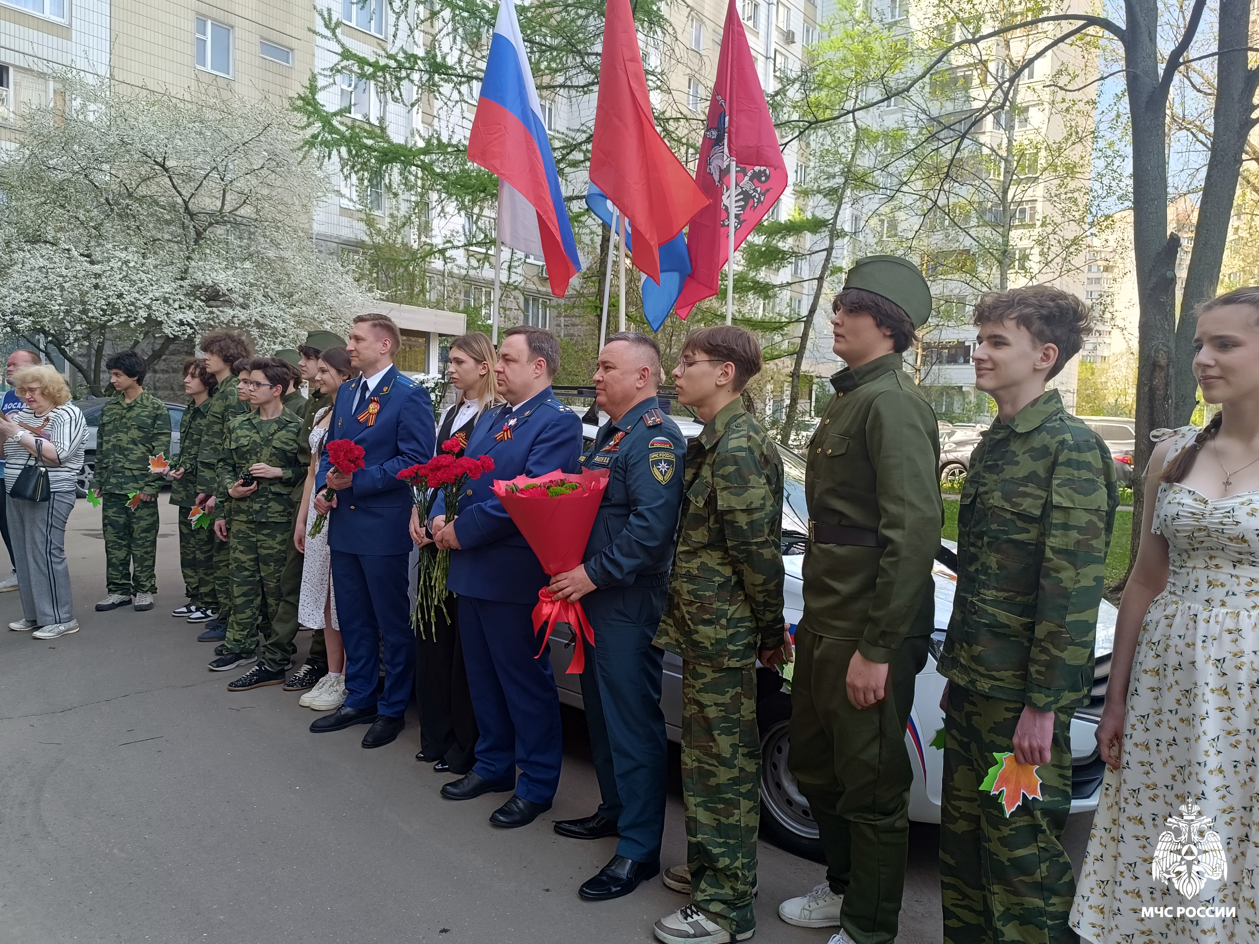 Поздравили участника Великой Отечественной войны почетного жителя района Выхино-Жулебино Иноземцева Валентина Никитовича.